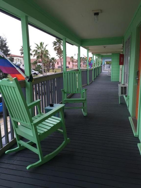 Upper Deck Hotel And Bar - Adults Only South Padre Island Exterior foto